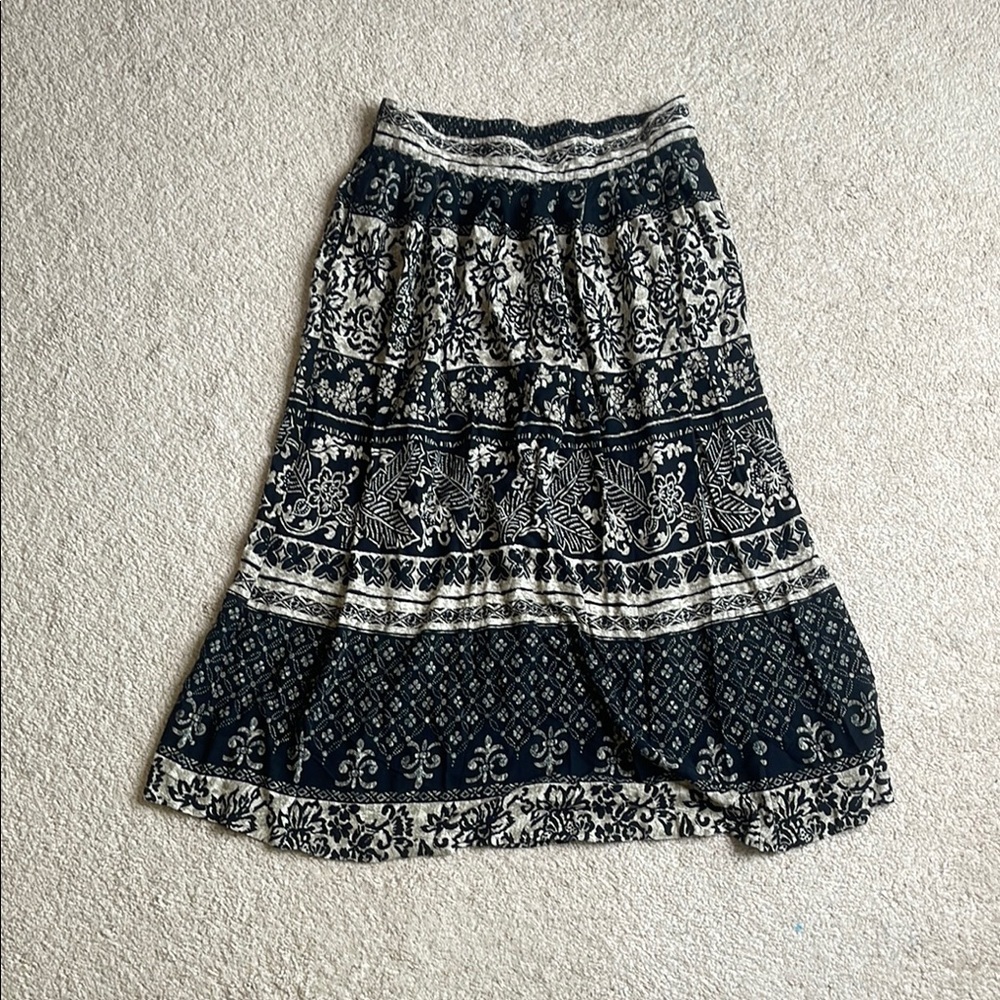 Studio C Black and Cream Skirt